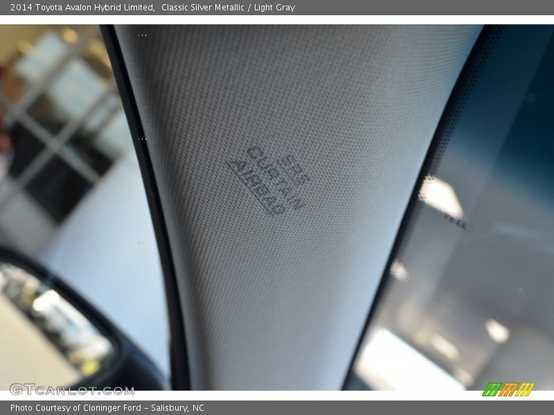 Classic Silver Metallic / Light Gray 2014 Toyota Avalon Hybrid Limited