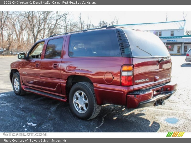 Garnet Red Metallic / Sandstone 2002 GMC Yukon XL Denali AWD