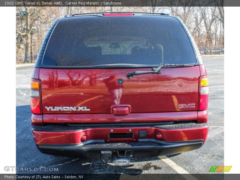 Garnet Red Metallic / Sandstone 2002 GMC Yukon XL Denali AWD
