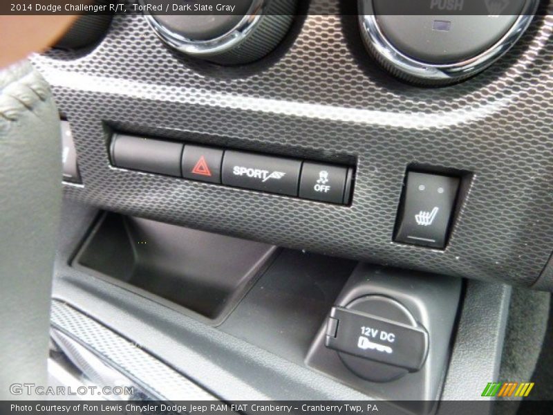 TorRed / Dark Slate Gray 2014 Dodge Challenger R/T