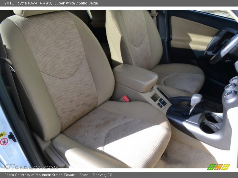 Super White / Sand Beige 2011 Toyota RAV4 I4 4WD