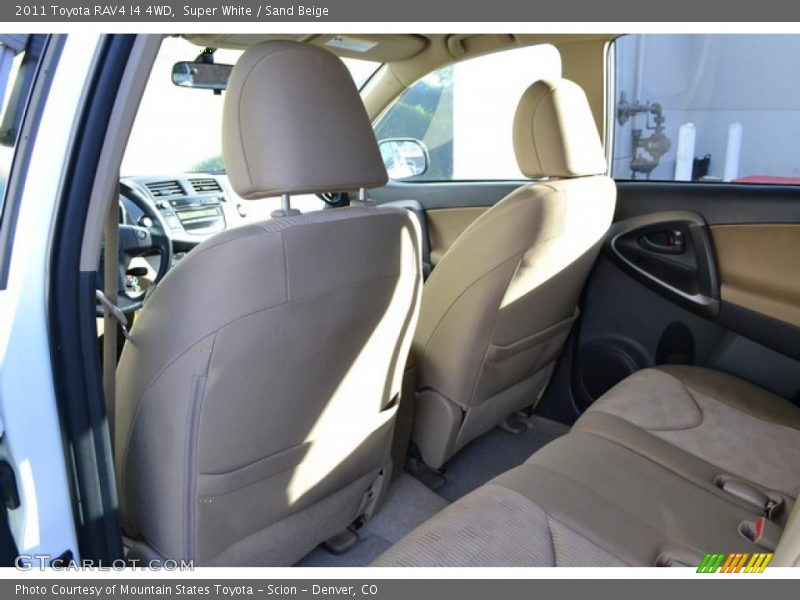 Super White / Sand Beige 2011 Toyota RAV4 I4 4WD