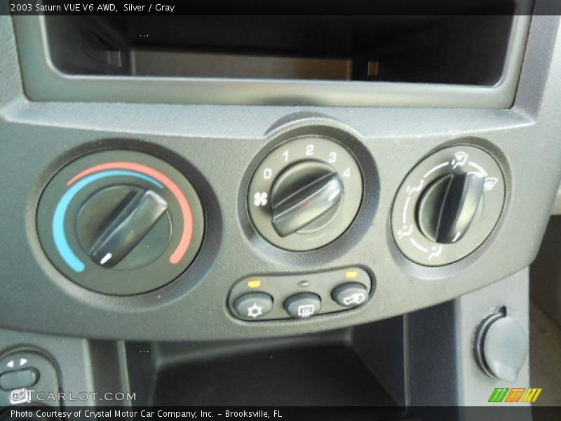 Silver / Gray 2003 Saturn VUE V6 AWD