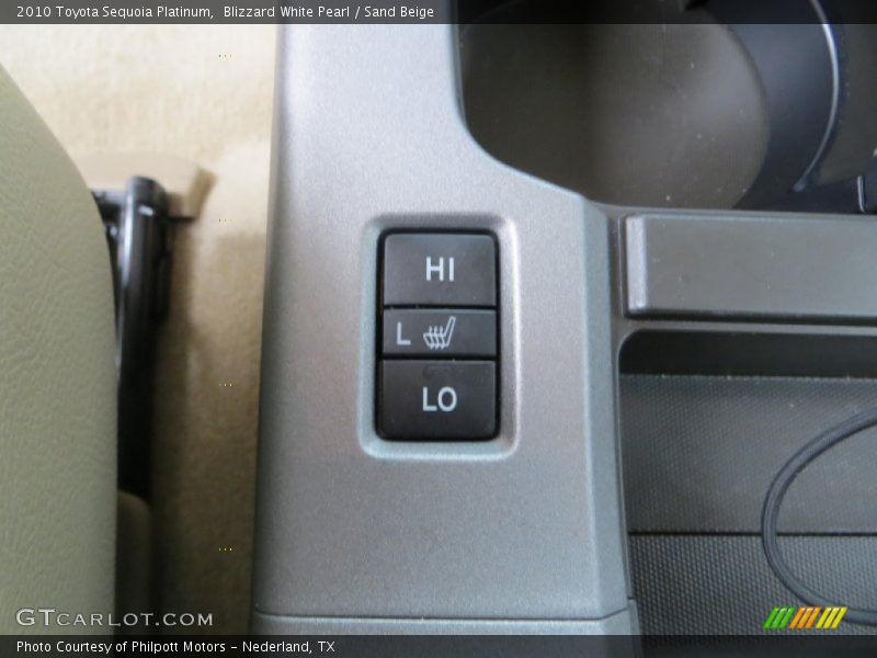 Blizzard White Pearl / Sand Beige 2010 Toyota Sequoia Platinum