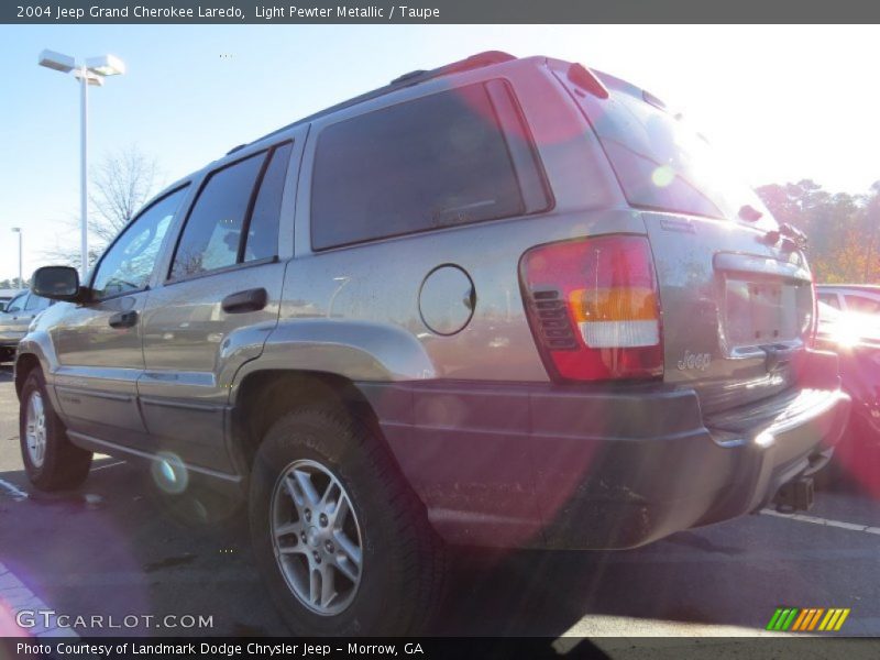 Light Pewter Metallic / Taupe 2004 Jeep Grand Cherokee Laredo