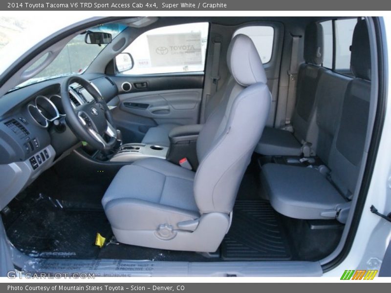 Super White / Graphite 2014 Toyota Tacoma V6 TRD Sport Access Cab 4x4