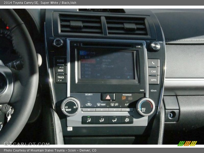 Super White / Black/Ash 2014 Toyota Camry SE