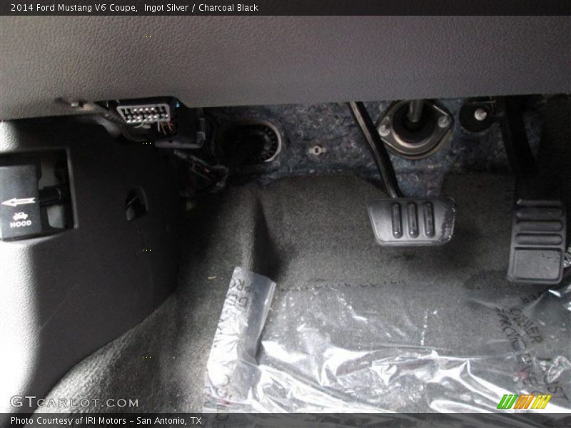 Ingot Silver / Charcoal Black 2014 Ford Mustang V6 Coupe