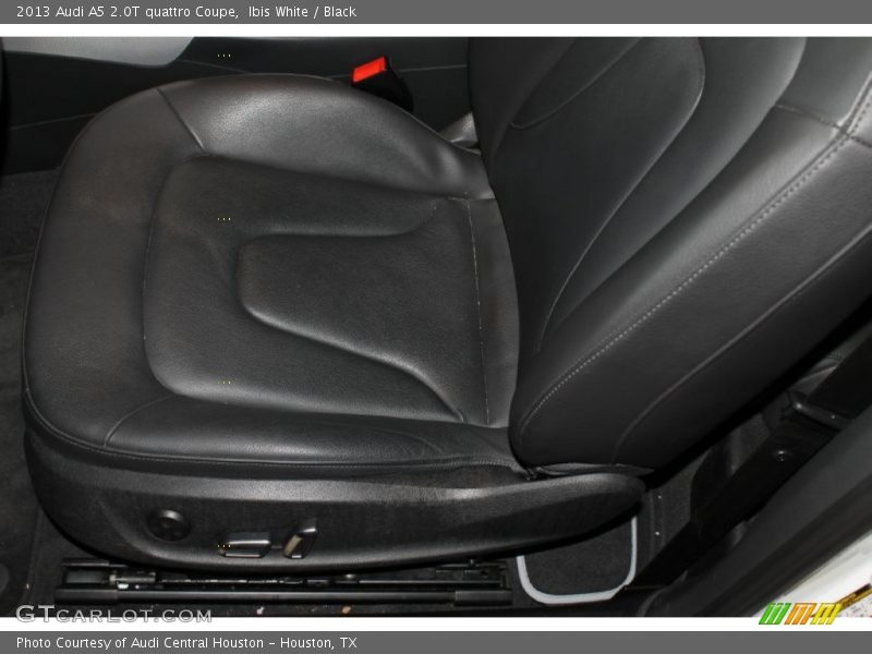 Ibis White / Black 2013 Audi A5 2.0T quattro Coupe