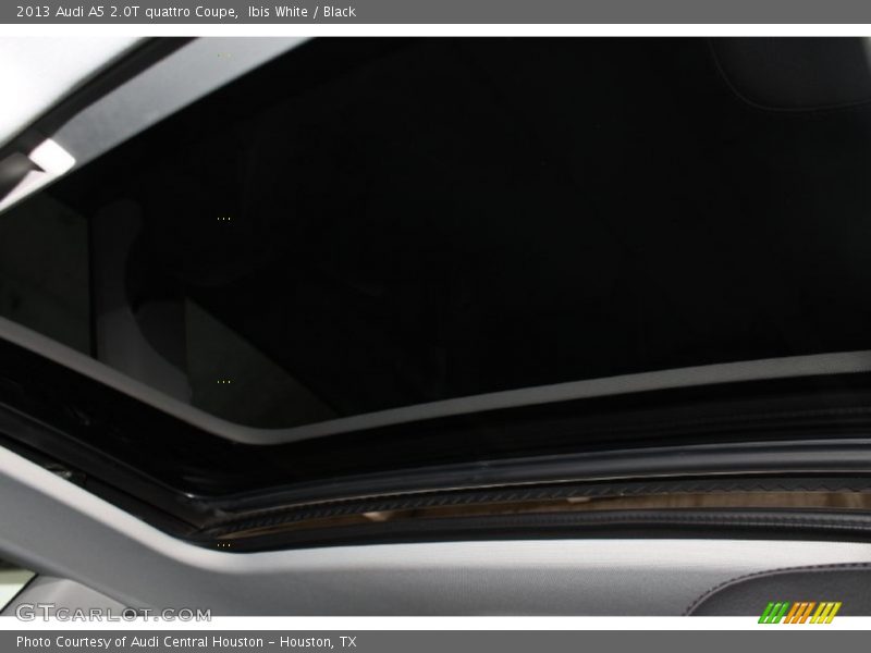 Ibis White / Black 2013 Audi A5 2.0T quattro Coupe