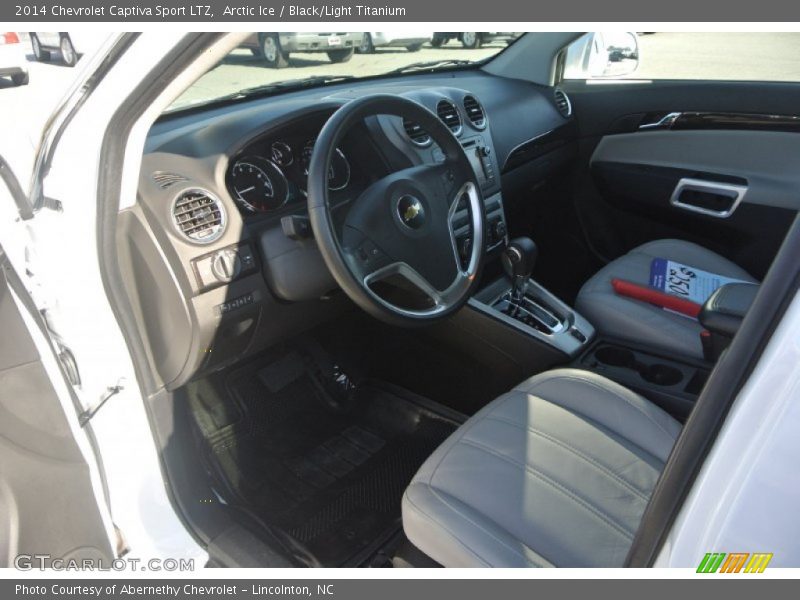 Arctic Ice / Black/Light Titanium 2014 Chevrolet Captiva Sport LTZ