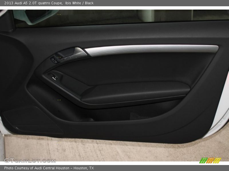 Ibis White / Black 2013 Audi A5 2.0T quattro Coupe