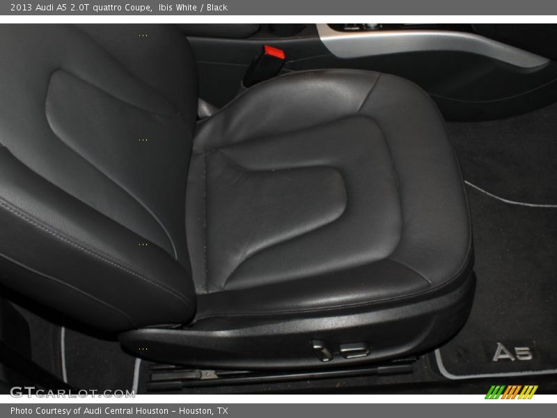 Ibis White / Black 2013 Audi A5 2.0T quattro Coupe