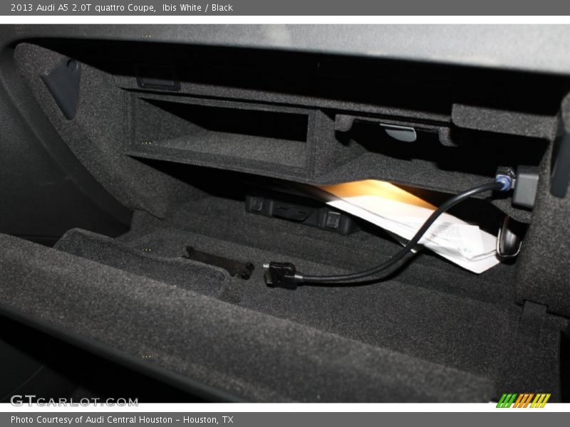 Ibis White / Black 2013 Audi A5 2.0T quattro Coupe