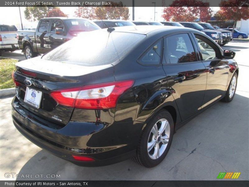 Tuxedo Black / Charcoal Black 2014 Ford Focus SE Sedan
