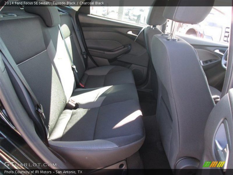 Tuxedo Black / Charcoal Black 2014 Ford Focus SE Sedan