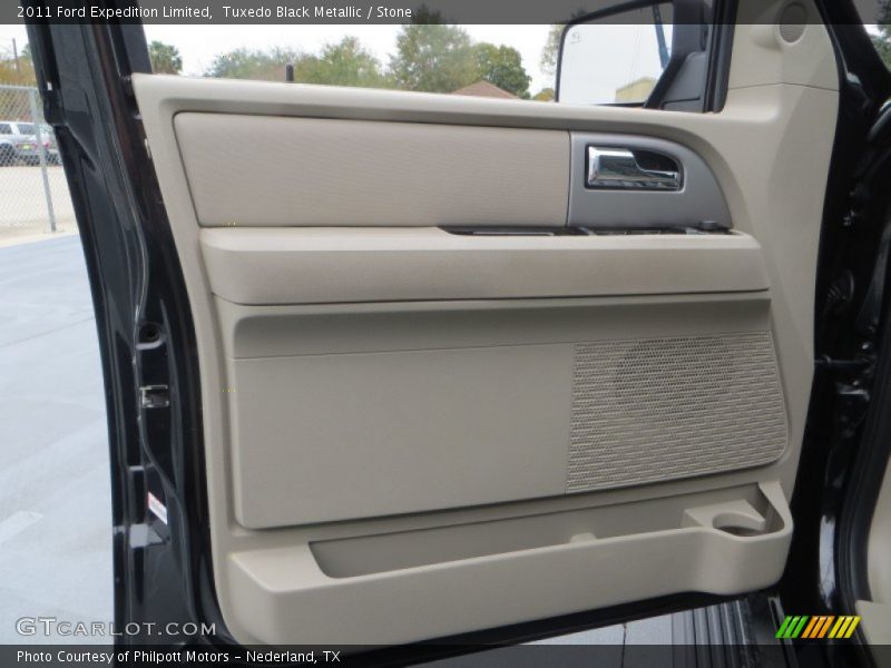 Tuxedo Black Metallic / Stone 2011 Ford Expedition Limited