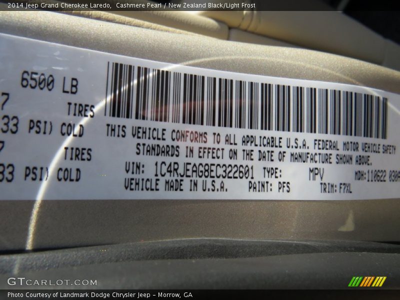 Cashmere Pearl / New Zealand Black/Light Frost 2014 Jeep Grand Cherokee Laredo