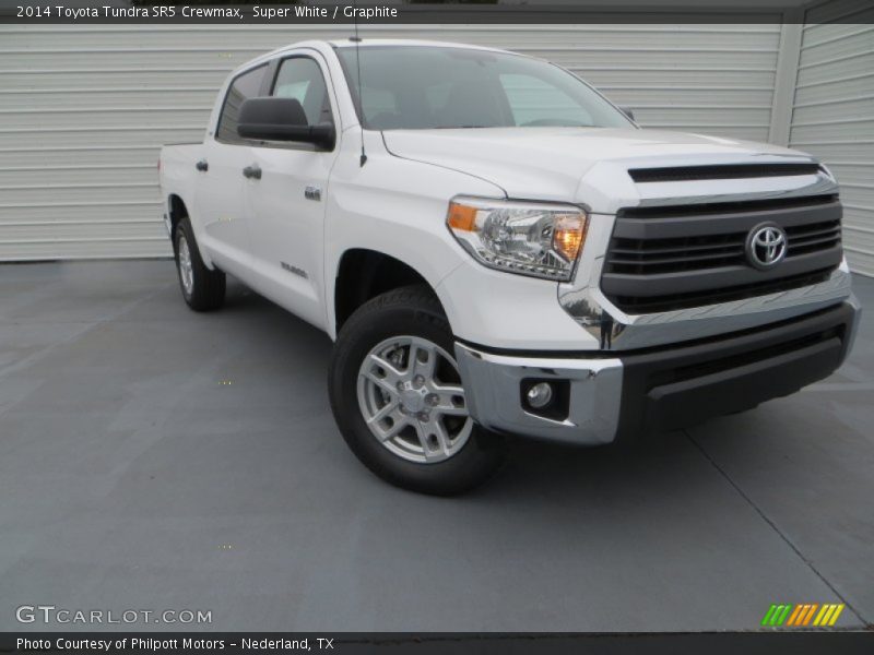 Super White / Graphite 2014 Toyota Tundra SR5 Crewmax