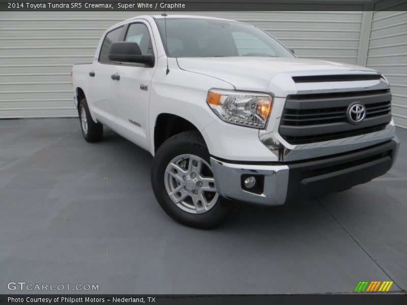 Super White / Graphite 2014 Toyota Tundra SR5 Crewmax