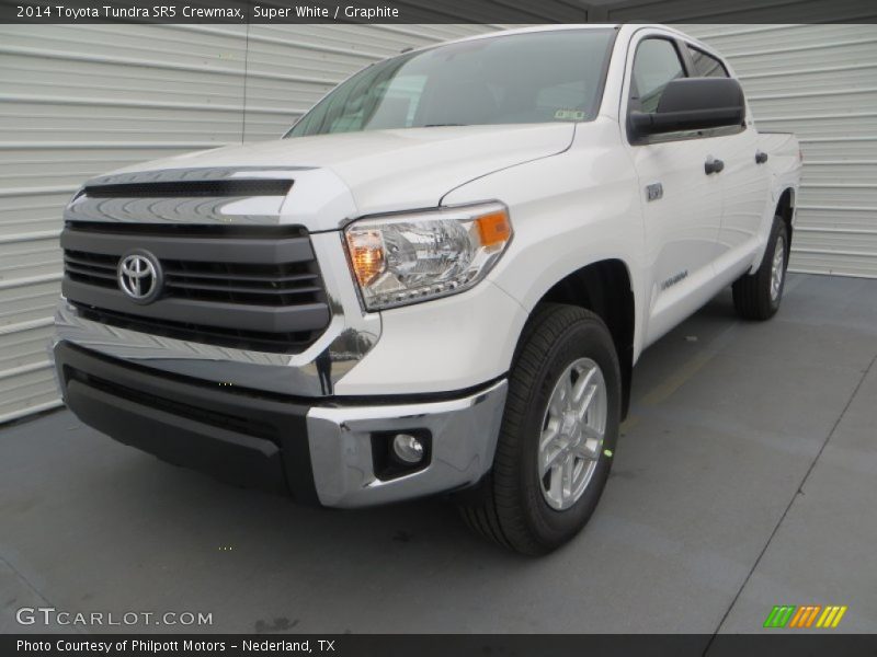 Super White / Graphite 2014 Toyota Tundra SR5 Crewmax