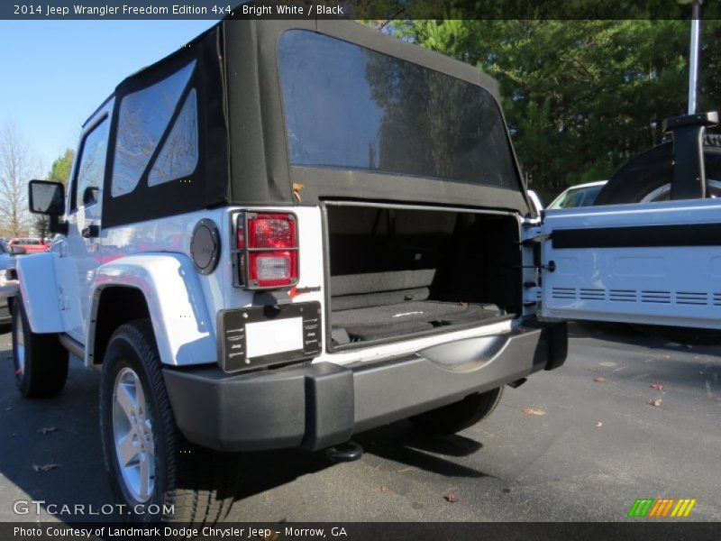 Bright White / Black 2014 Jeep Wrangler Freedom Edition 4x4