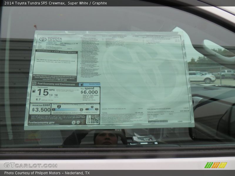Super White / Graphite 2014 Toyota Tundra SR5 Crewmax