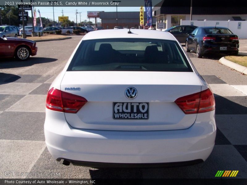 Candy White / Moonrock Gray 2013 Volkswagen Passat 2.5L S