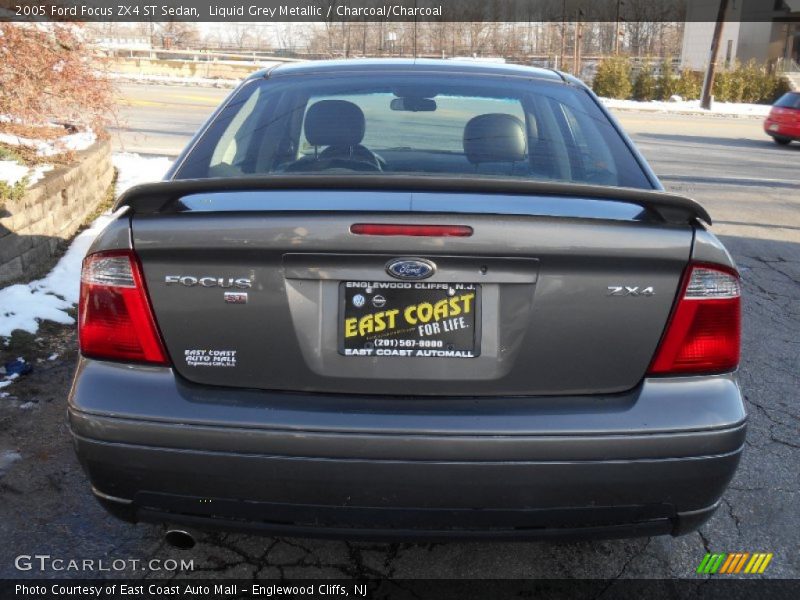 Liquid Grey Metallic / Charcoal/Charcoal 2005 Ford Focus ZX4 ST Sedan