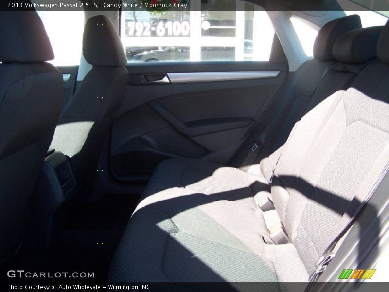 Candy White / Moonrock Gray 2013 Volkswagen Passat 2.5L S