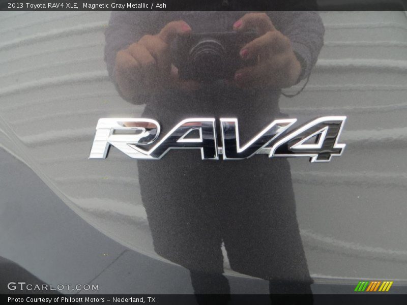 Magnetic Gray Metallic / Ash 2013 Toyota RAV4 XLE