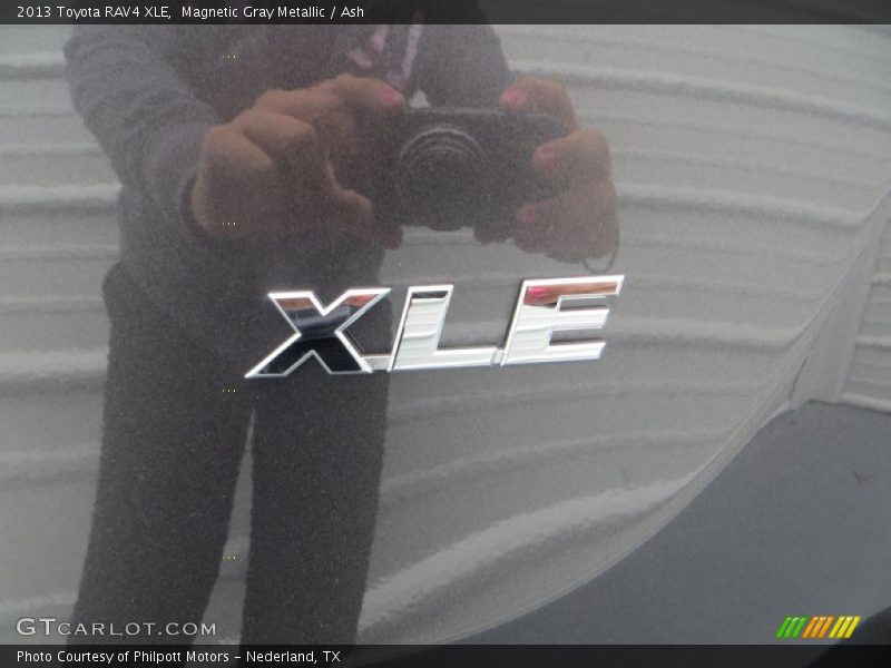 Magnetic Gray Metallic / Ash 2013 Toyota RAV4 XLE