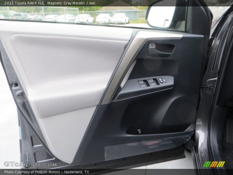 Magnetic Gray Metallic / Ash 2013 Toyota RAV4 XLE