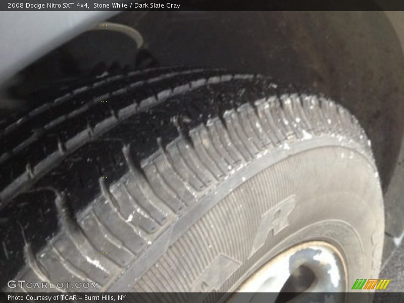 Stone White / Dark Slate Gray 2008 Dodge Nitro SXT 4x4