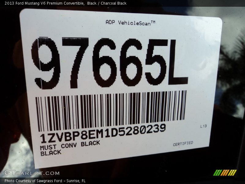 Black / Charcoal Black 2013 Ford Mustang V6 Premium Convertible