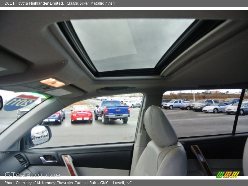 Classic Silver Metallic / Ash 2011 Toyota Highlander Limited