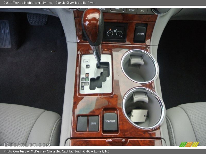 Classic Silver Metallic / Ash 2011 Toyota Highlander Limited
