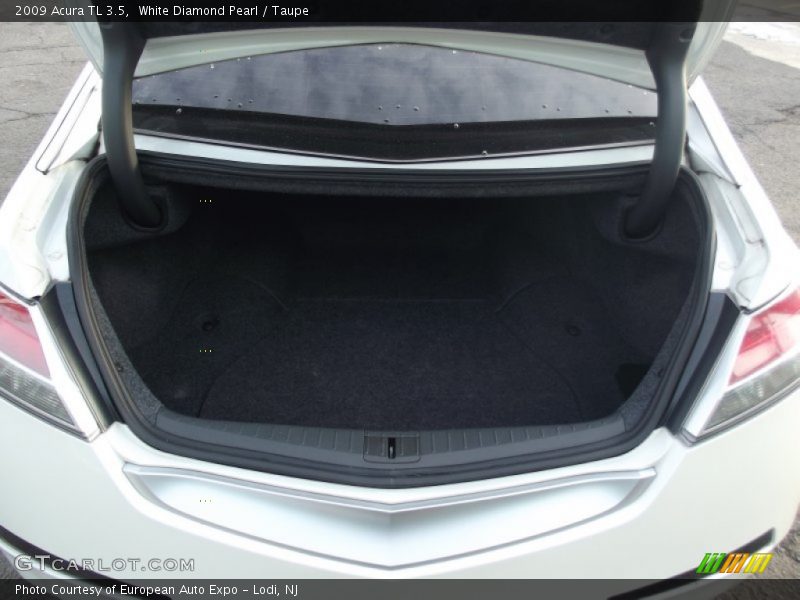 White Diamond Pearl / Taupe 2009 Acura TL 3.5
