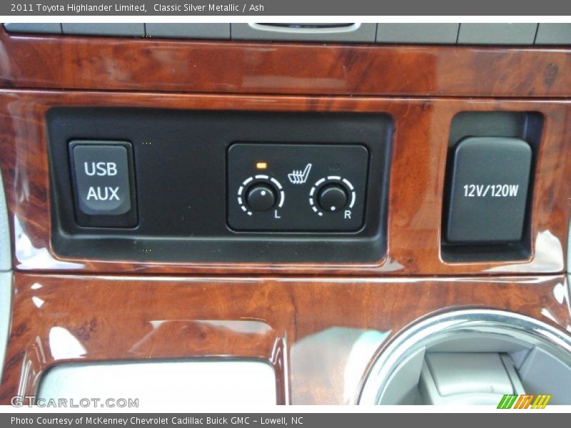 Classic Silver Metallic / Ash 2011 Toyota Highlander Limited