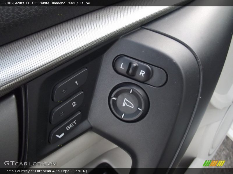White Diamond Pearl / Taupe 2009 Acura TL 3.5