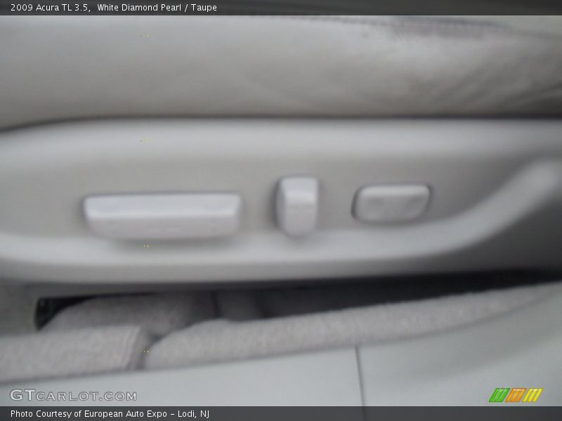 White Diamond Pearl / Taupe 2009 Acura TL 3.5