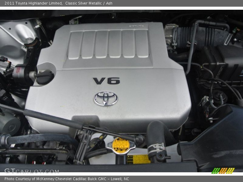 Classic Silver Metallic / Ash 2011 Toyota Highlander Limited