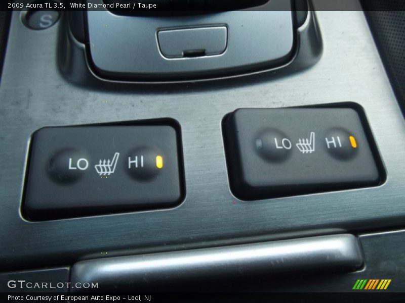 White Diamond Pearl / Taupe 2009 Acura TL 3.5