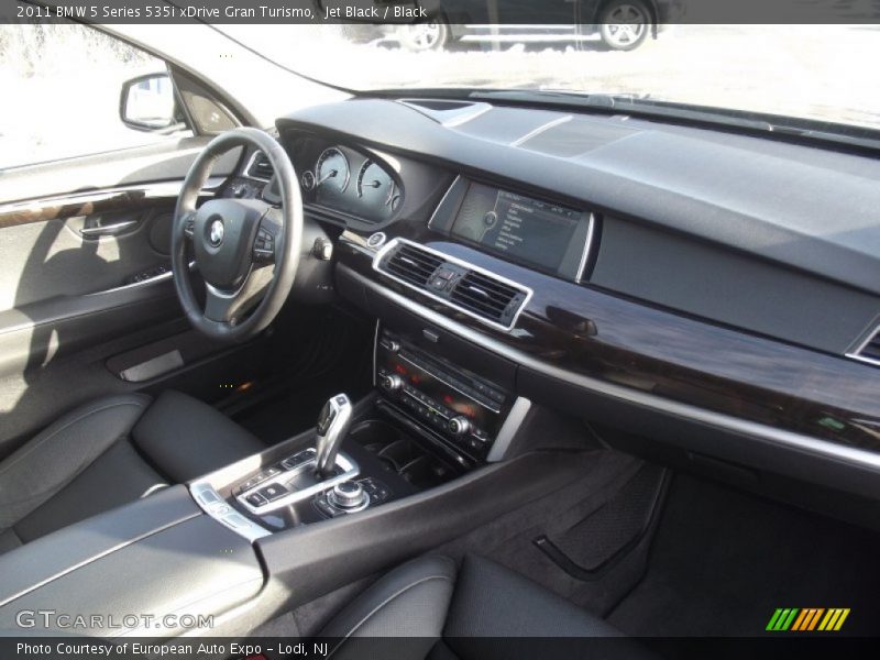 Jet Black / Black 2011 BMW 5 Series 535i xDrive Gran Turismo