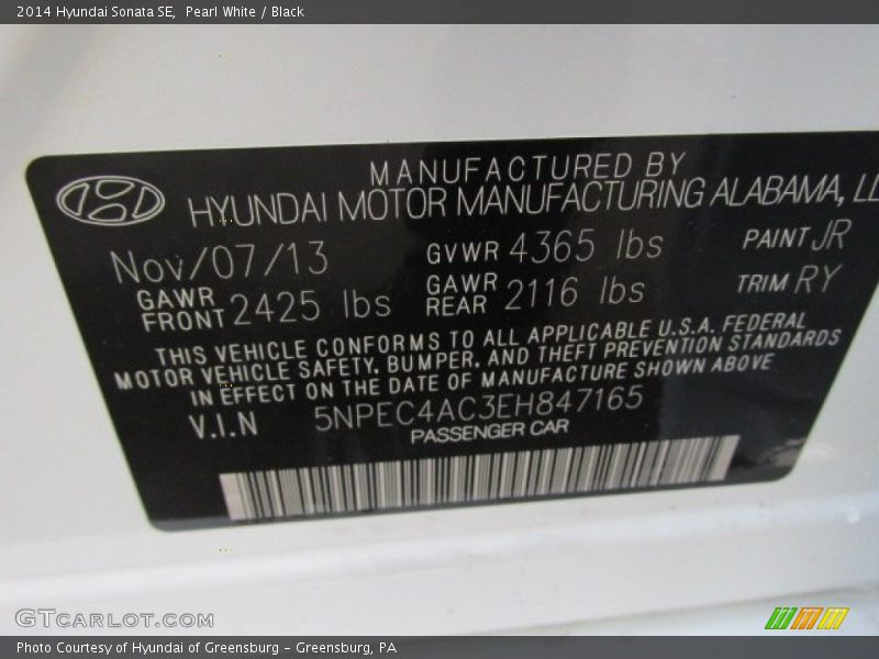 Pearl White / Black 2014 Hyundai Sonata SE