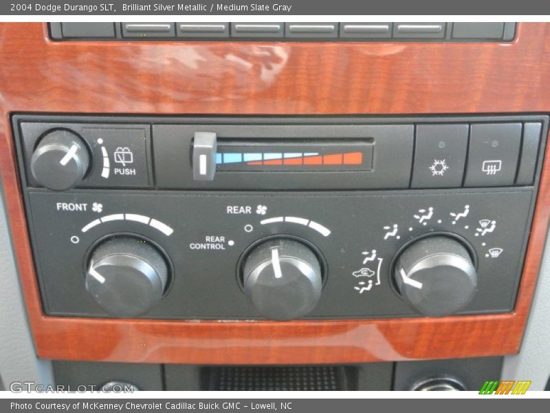 Brilliant Silver Metallic / Medium Slate Gray 2004 Dodge Durango SLT