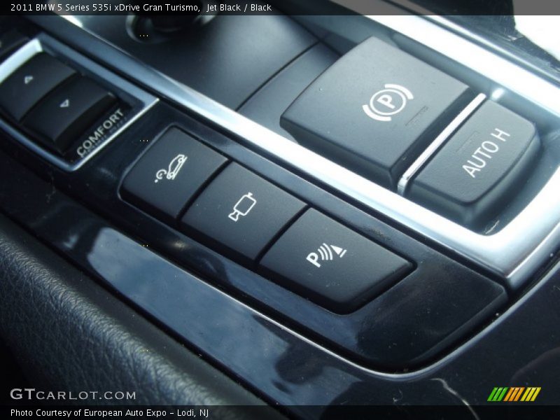 Jet Black / Black 2011 BMW 5 Series 535i xDrive Gran Turismo