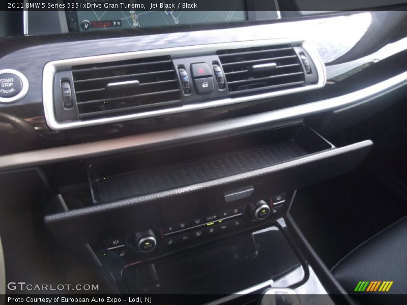 Jet Black / Black 2011 BMW 5 Series 535i xDrive Gran Turismo