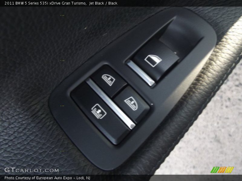 Jet Black / Black 2011 BMW 5 Series 535i xDrive Gran Turismo
