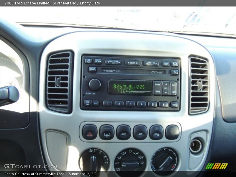 Silver Metallic / Ebony Black 2005 Ford Escape Limited